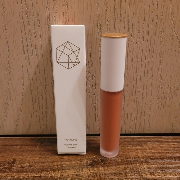 Em Cosmetics Other - Em Cosmetics True Gloss Faded Clementine
